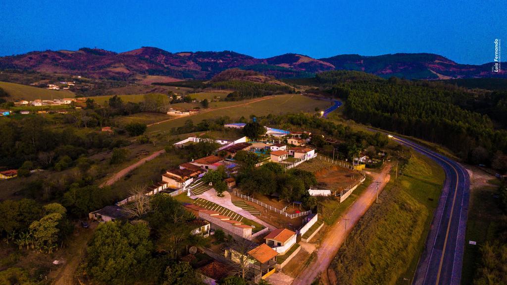 Pousada Luz Da Lua Lindoia Bagian luar foto
